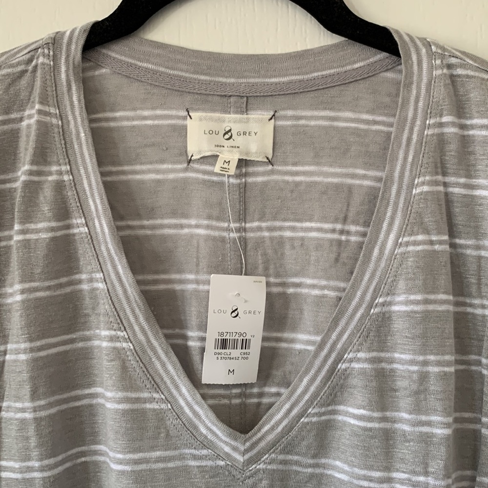 NWT LOU & GREY White And Gray Stripes 100% Linen V-neck Short Sleeves Top Size M - Picture 2 of 15
